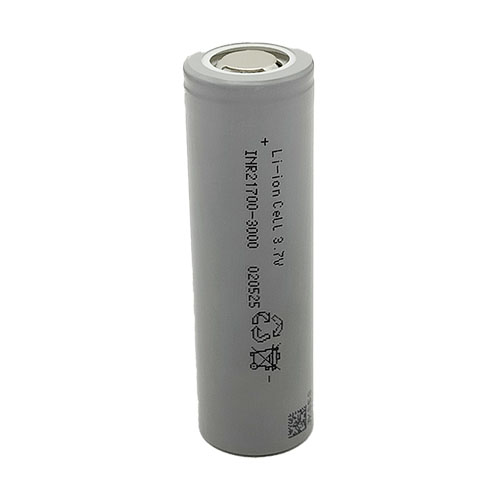 תקריב על סוללת Molicel P28A והנתונים הטכניים שלה